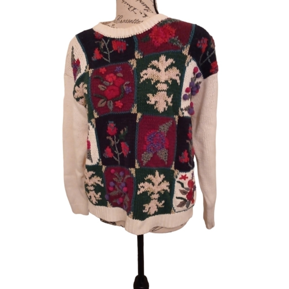 Chrysantheme hand knitted sweater